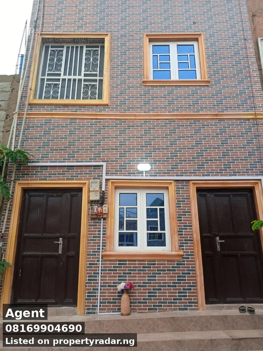 1 Bedroom Block Of Flats In Apo For Sale in Abuja (FCT)