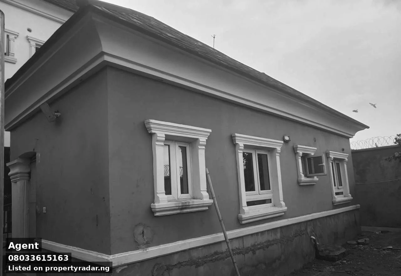 1 Bedroom Bungalow In Lugbe For Rent in Abuja (FCT)