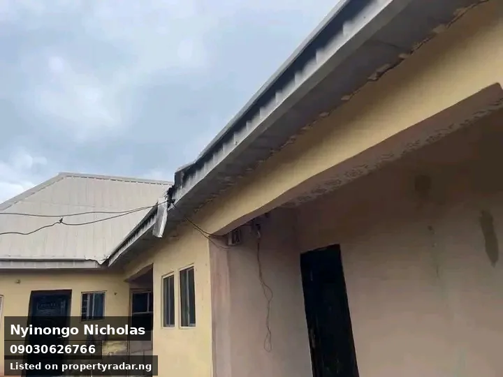1 Bedroom Self Contain In Nyon For Sale in Benue