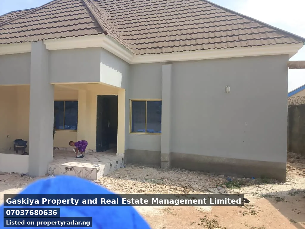 2 Bedroom Self Contain In Old Gra For Rent in Benue
