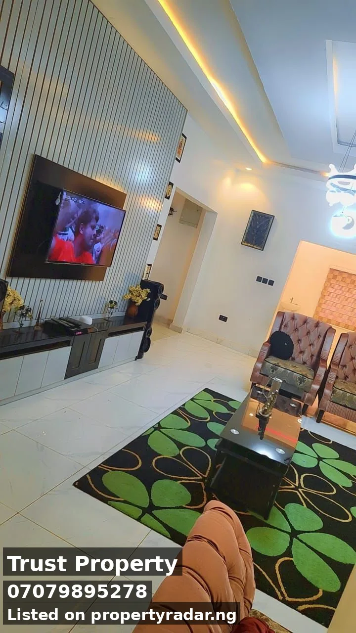 3 Bedroom Bungalow In Apo For Sale in Abuja (FCT)