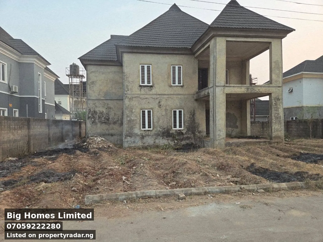 4 Bedroom Duplex In Apo For Sale in Abuja (FCT)