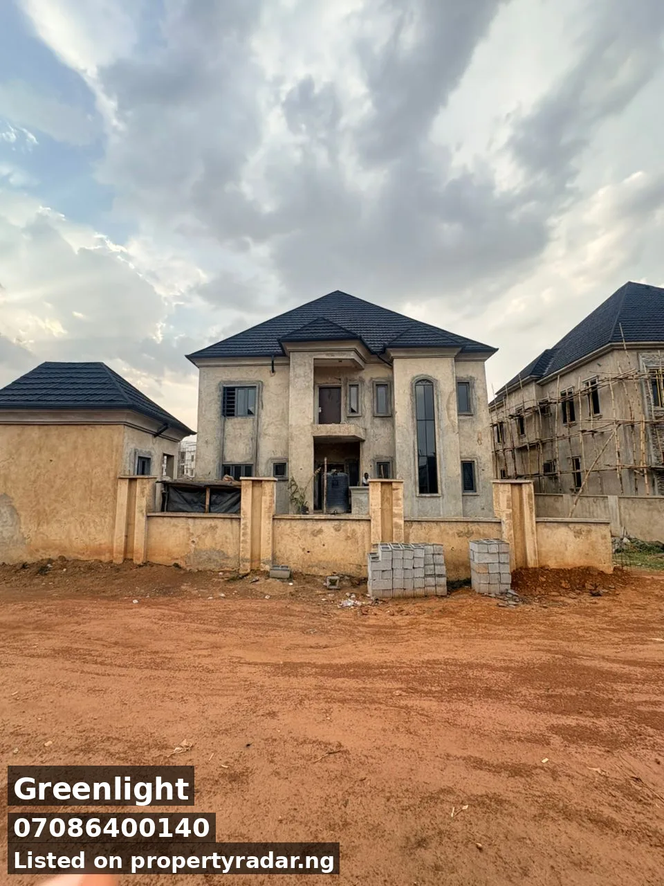 5 Bedroom Duplex In Wuse For Sale in Abuja (FCT)