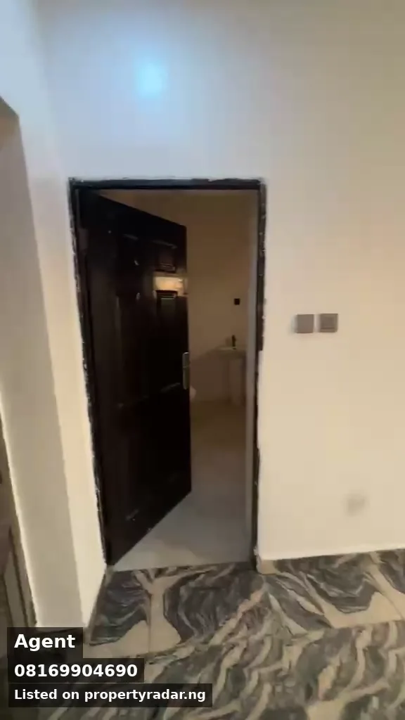 2 Bedroom Block Of Flats In Apo For Rent in Abuja (FCT)