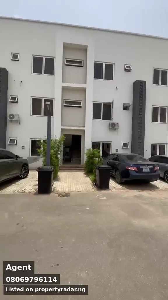 2 Bedroom Block Of Flats In Life Camp For Sale in Abuja (FCT)