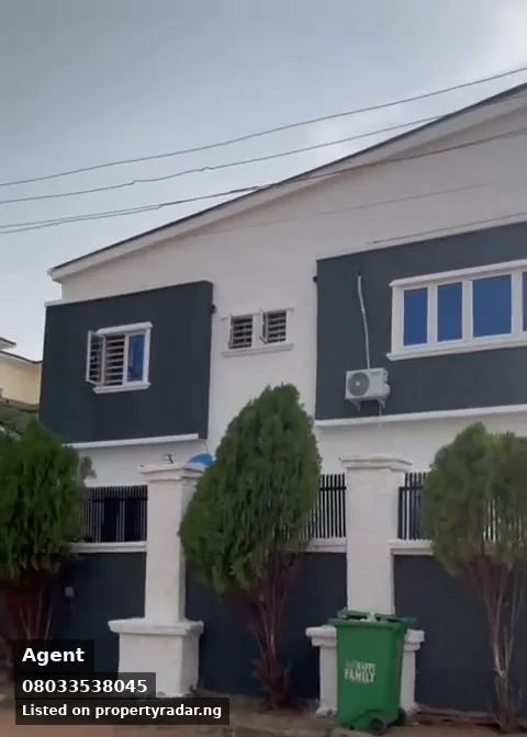 2 Bedroom Block Of Flats In Lugbe For Sale in Abuja (FCT)