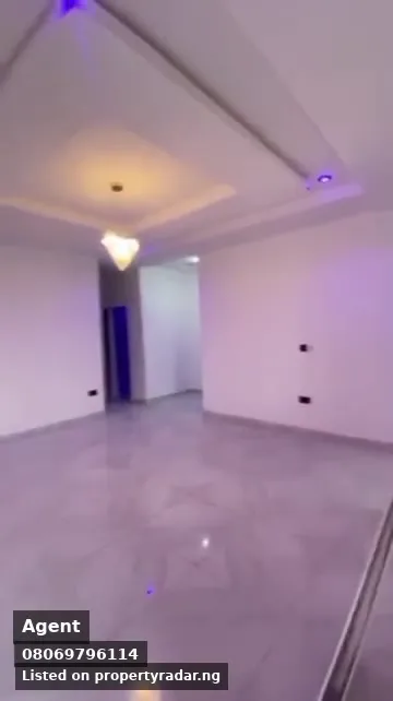 3 Bedroom Block Of Flats In Dawaki For Sale in Abuja (FCT)