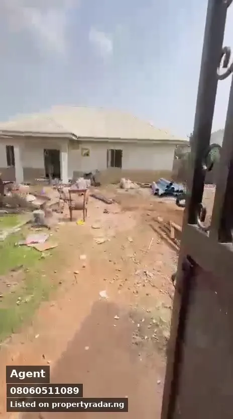 3 Bedroom Bungalow In Apo For Rent in Abuja (FCT)