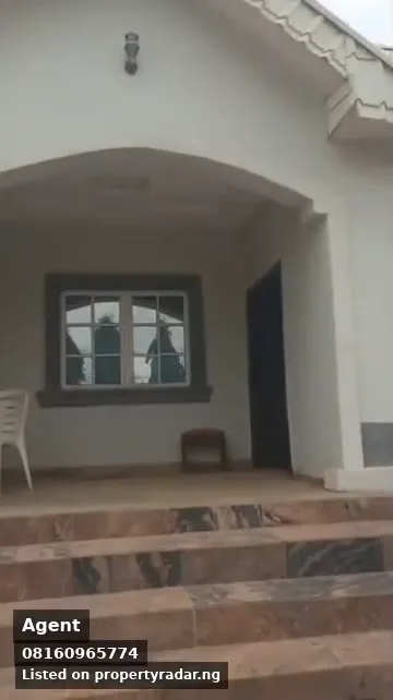 3 Bedroom Bungalow In Apo For Sale in Abuja (FCT)