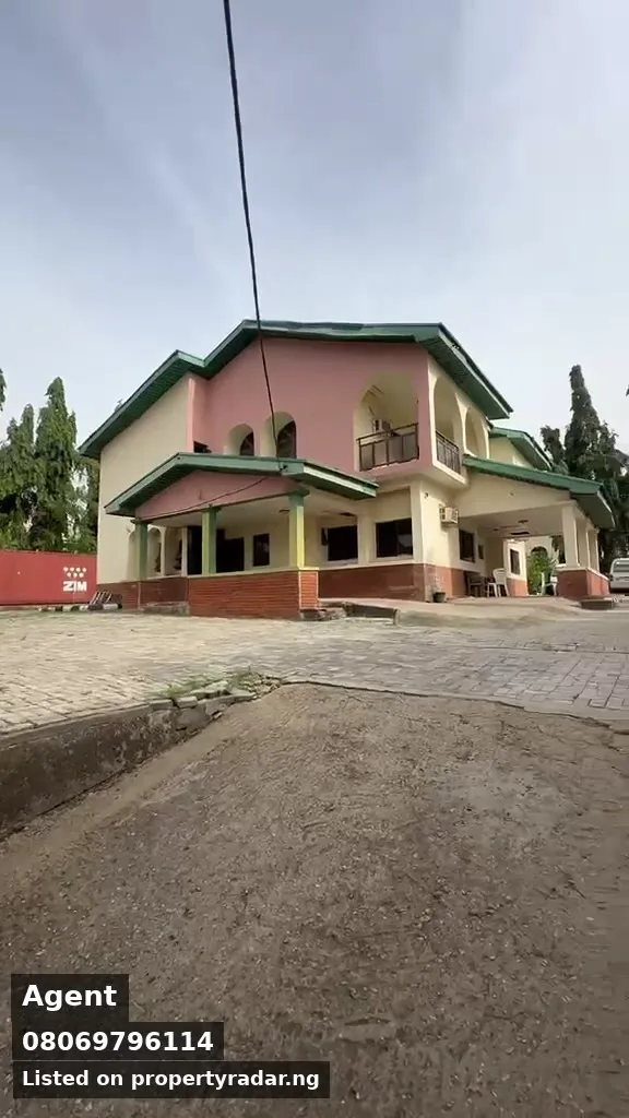 3 Bedroom Duplex In Gwari For Sale in Abuja (FCT)