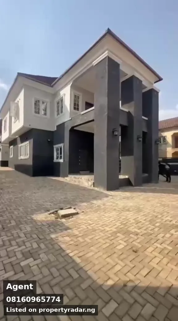 4 Bedroom Duplex In Dakwo For Rent in Abuja (FCT)