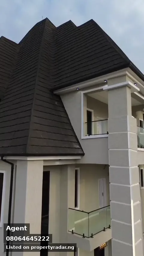 5 Bedroom House In Suncity Estate For Sale in Abuja (FCT)
