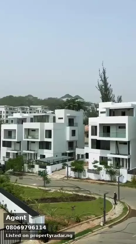 6 Bedroom Mansion In Maitama For Sale in Abuja (FCT)