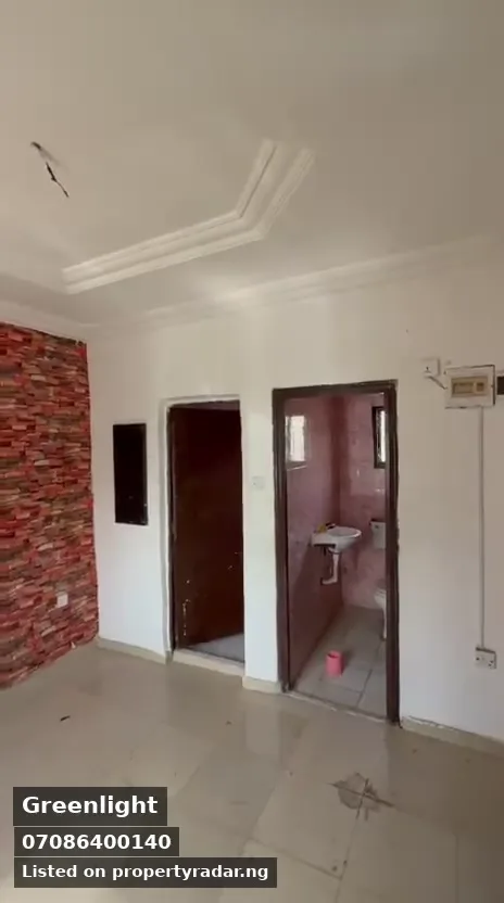 Self Contain In Apo For Rent in Abuja (FCT)